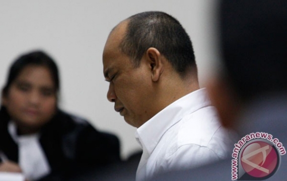 Tiga Tahun Penjara untuk Penyuap Annas Maamun