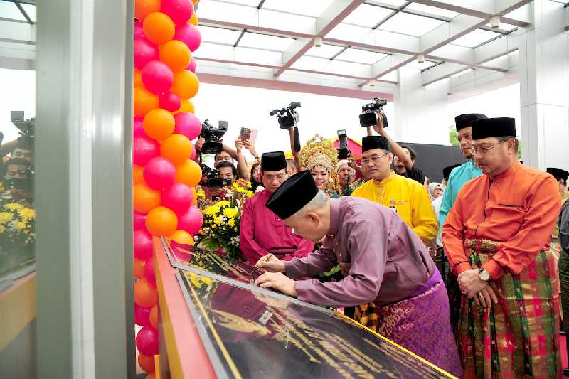 Ini Harapan-harapan Atas Penempatan Menara Dang Merdu Bank Riau-Kepri