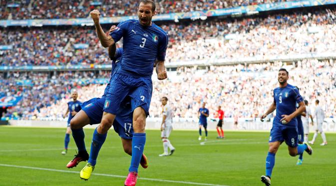 Italia Patahkan Tiki-taka Spanyol dengan Skor 2-0