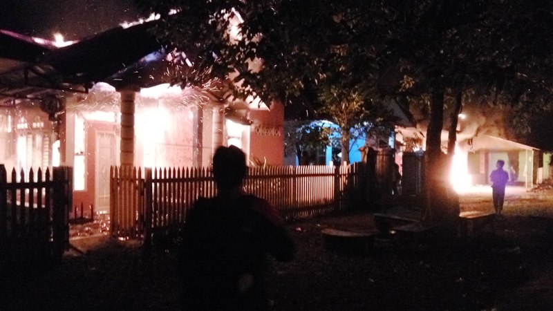 Kerusuhan Antar Warga Enam Rumah Terbakar, Timika Masih Membara