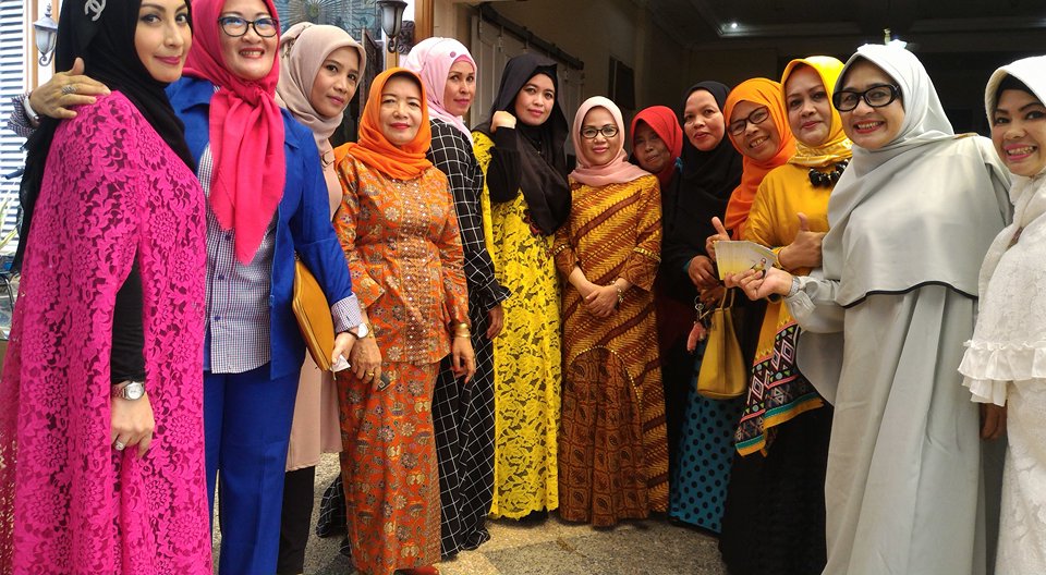 Maryenik Yanda : Halal Bi Halal Pererat Silahturahmi Kepada Semua Sahabat