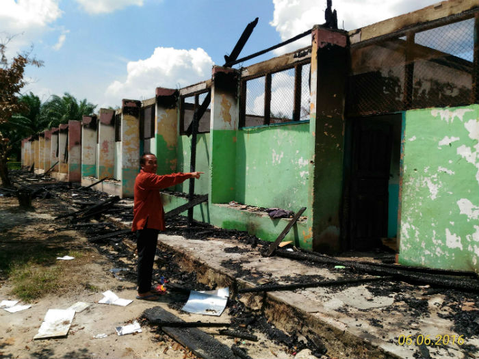 Pascakebakaran, Ponpes Modern Muhammadiyah Mandau, Kekurangan Ruangan Asrama