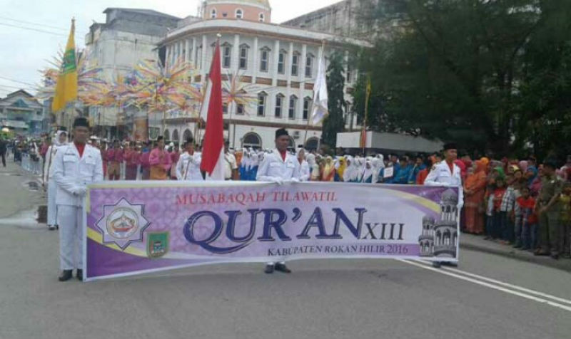 Pawai Taaruf Simbol Pelestarian Budaya Islami