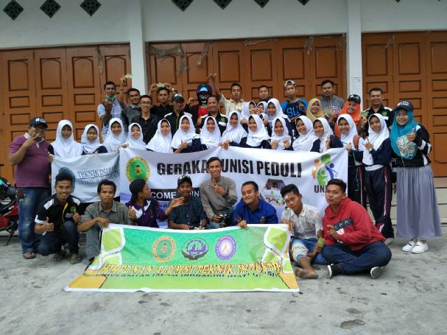 Peduli Aceh, Mahasiswa Unisi Dan Akbid Husada Gemilang Galang Dana
