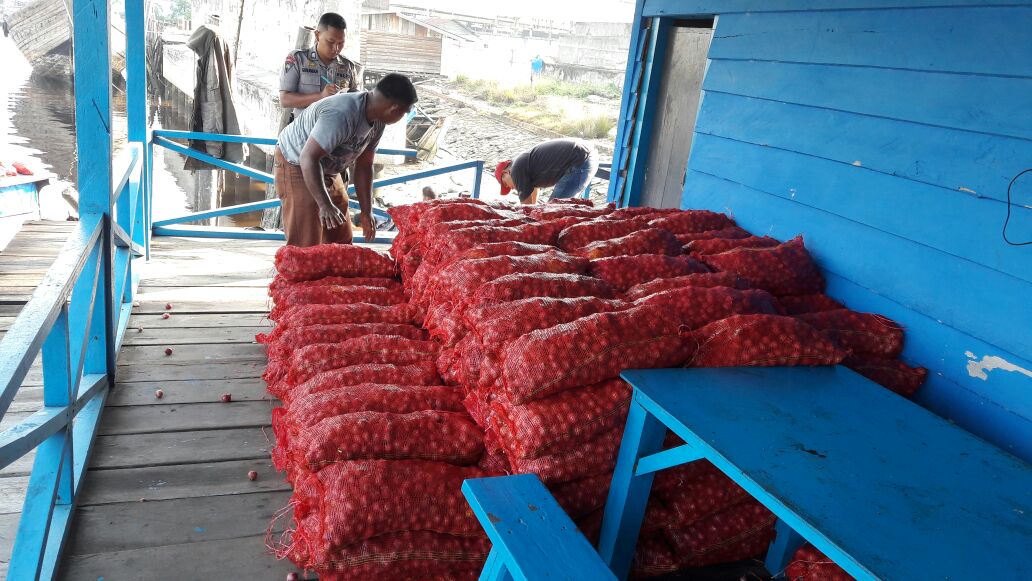 Penyeludupan Bawang Merah Masih Terjadi di Dumai, 350 Kampit Diamankan Polisi