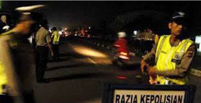 Polisi Operasi Cipkon, Pengendara Motor Kocar-kacir