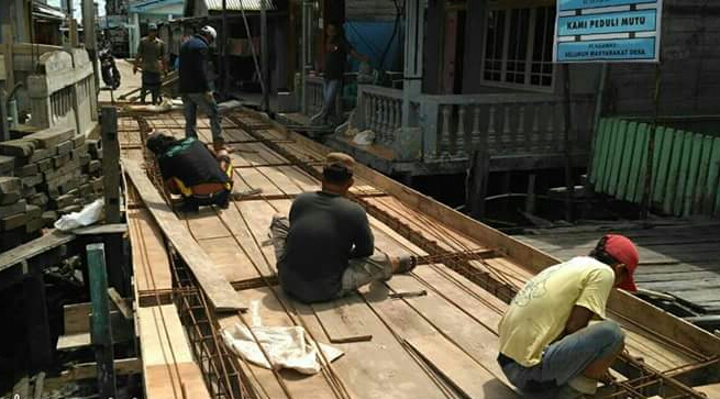 Program DMIJ Mendongrak Cepat Pembangunan Desa Tanah Merah Inhil