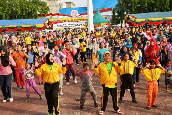 Ratusan Masyarakat Mengikuti Senam Sehat di Bengkalis, Ini Pesan Umi Kalsum