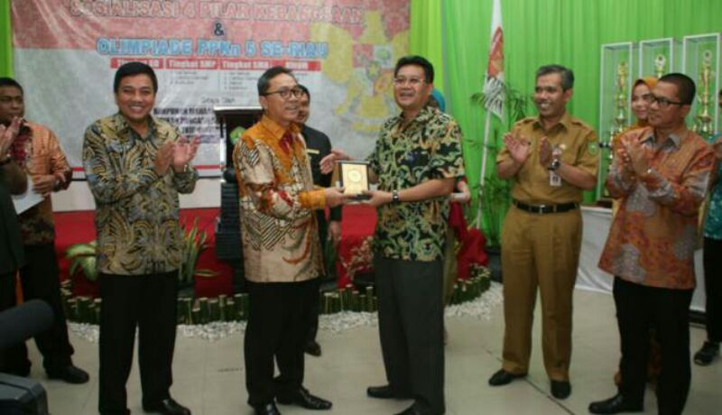 Sambangi UNRI, Ketua MPR Sebut Demokrasi Indonesia Kacau, Kebarat-baratan dan Menyimpang