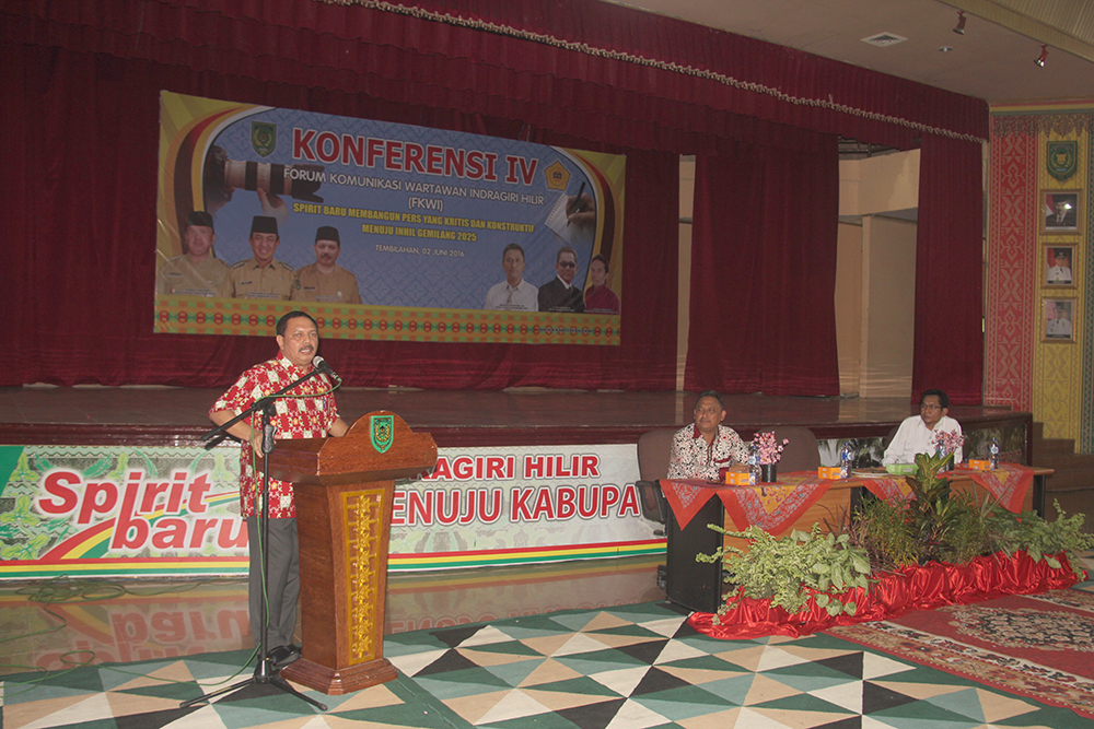Sekda Inhil Hadiri dan Buka Konferensi FKWI