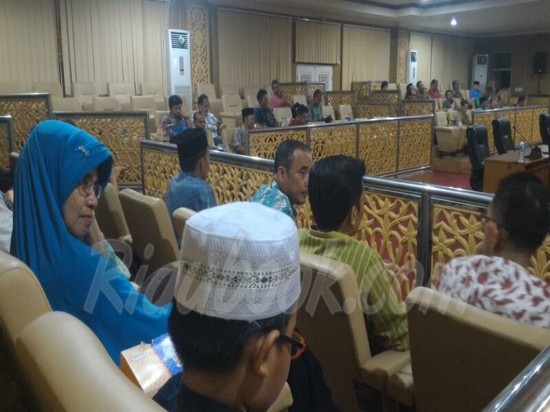 Sidang Paripurna DPRD Minim Pengunjung, Apakah  Disengaja Atau Kehabisan Anggaran