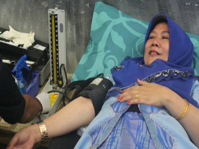 Taja Donor Darah Kadisdik Pelalawan Apresiasi SMAN 1 Pangkalan kerinci
