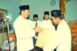 Wako Bantu Kaum Dhuafa  Di Bulan Baik