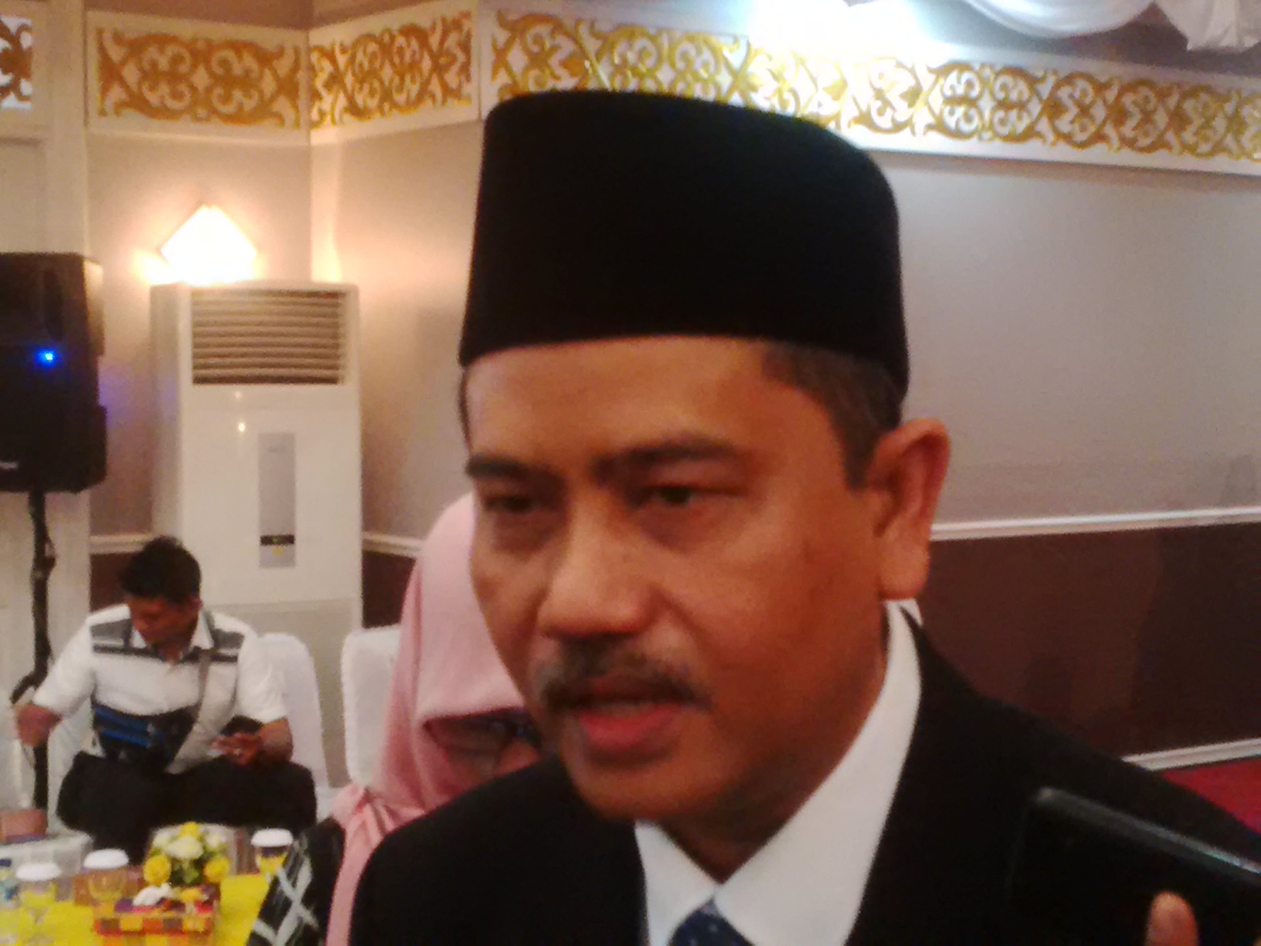 Walau Tertunda, Pemprov Riau Yakin APBD 2017 Selesai Tepat Waktu