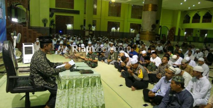 Polres Kampar Gelar Doa Bersama di Islamic Centre Bangkinang