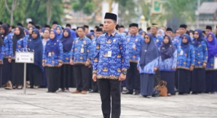 Pemprov Riau Keluarkan Aturan Berpakaian ASN Termasuk Jam Kerja