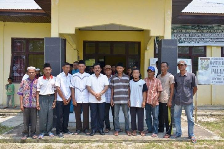 Ajak Masyarakat Awasi Pembangunan Desa