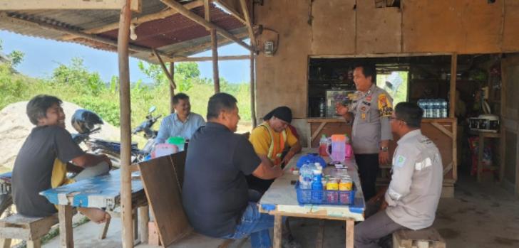Polisi Sampaikan Pesan Kamtibmas kepada Masyarakat Rumbai
