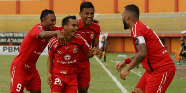 Tumbangkan Arema FC, Semen Padang Sanang Bana