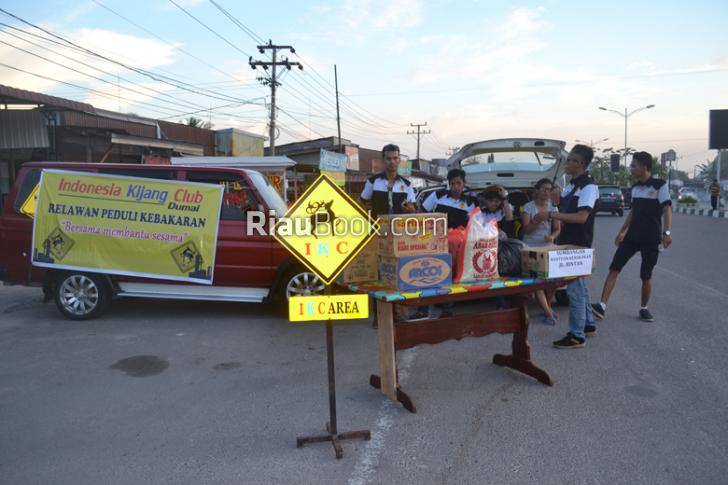 IKC Dumai Turun Kejalanan Menjadi Relawan Korban Kebakaran Rumah Dumai