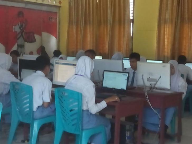 Hari Pertama UNBK 3 SMK di Tualang Siak Berjalan Lancar