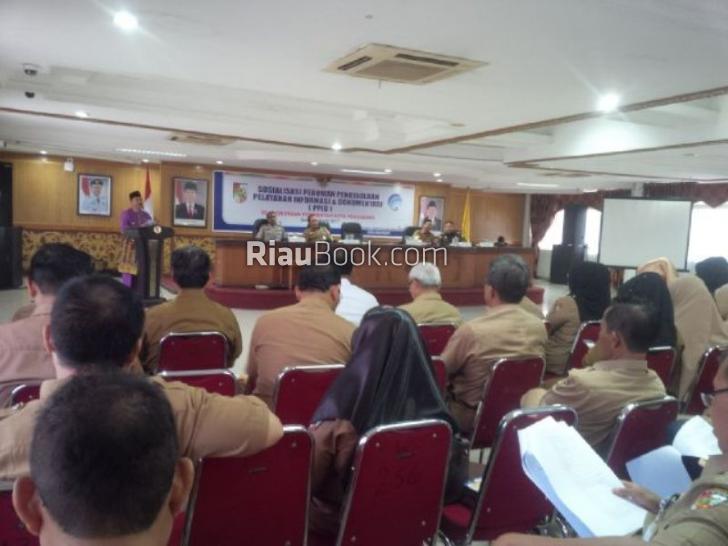 Edwar Sanger Imbau Perangkat Daerah Agar Mampu Berikan Informasi Akurat