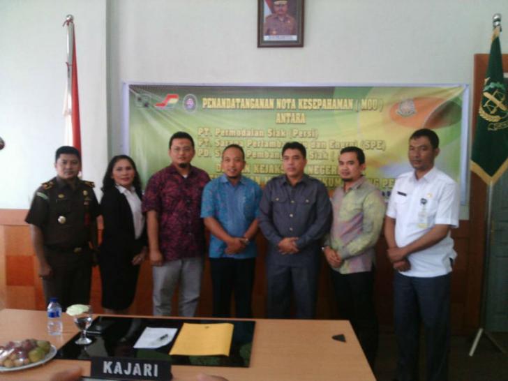 3 BUMD Siak dan Kejari Tanda Tangani MoU Bantuan Hukum