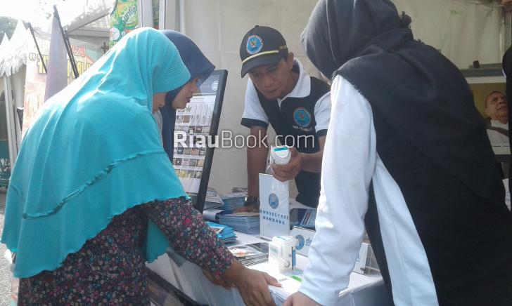 Turut Ramaikan Riau Pustaka Lingkungan Dunia, BNN Pekanbaru Himbau Masyarakat Stay Away from Drugs