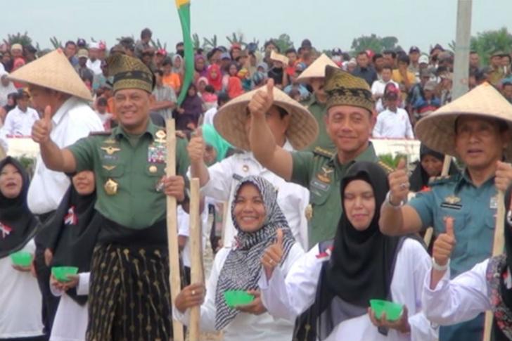 Panglima TNI Gatot Nurmantyo: Para Pahlawan NKRI Ini Adalah Petani