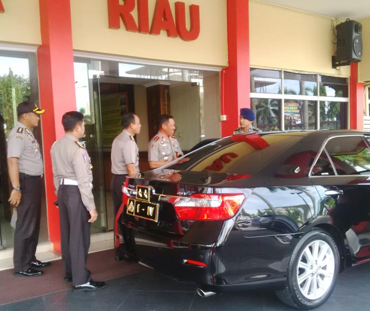 Pagi Ini, Kapolda Riau Turun ke Kabupaten Kampar Tinjau Langsung Wilayah Banjir