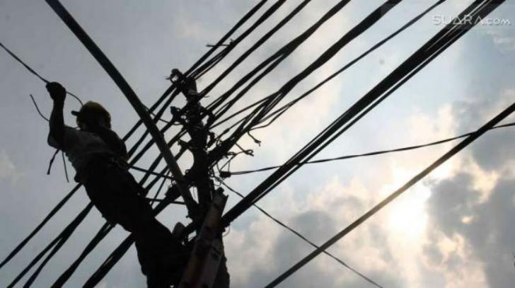 Masyarakat Perumahan Melur Cemas, Percikan Api Sering Muncul di Tiang PLN