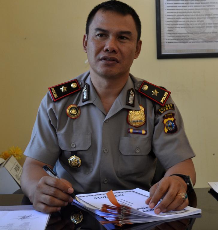 Ini Pesan Kapolsek Dumai Barat Saat Warga Melaksanakan Salat Tarawih