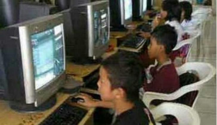 Polisi Sweeping Ke Warnet-warnet Sekitar Kota Bangkinang, Razia Anak Sekolah yang Bolos Lalu Main di Warnet