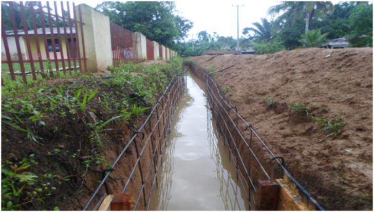 Warga Kampung Suarau Sesalkan Pembangunan Drainase tak Sesuai Spek