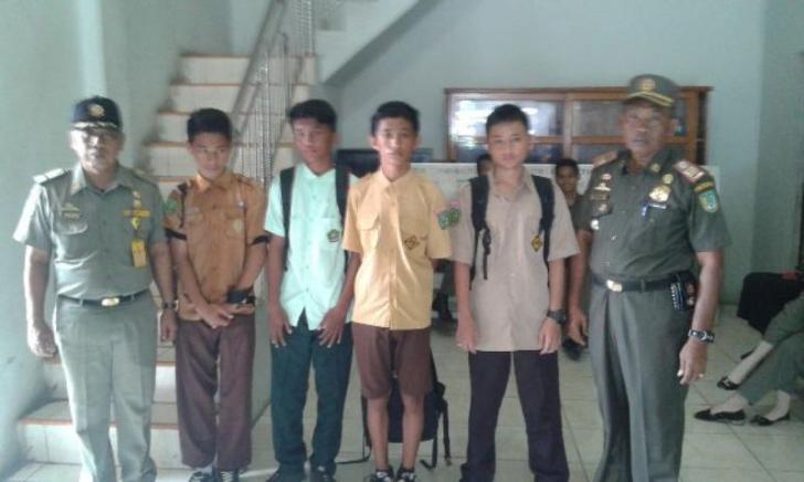 Beginilah Gambaran Generasi Bangsa, 4 Pelajar Rohil Digelandang ke Kantor Satpol PP