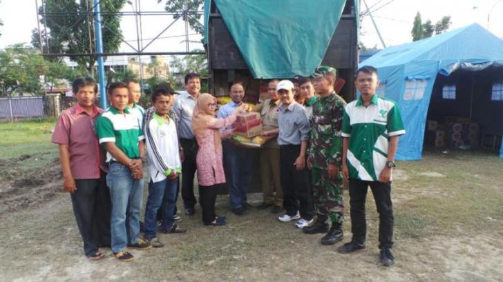 RAPP Salurkan 3 Ton Beras, Mie Instan dan Air Mineral untuk Korban Banjir Kampar