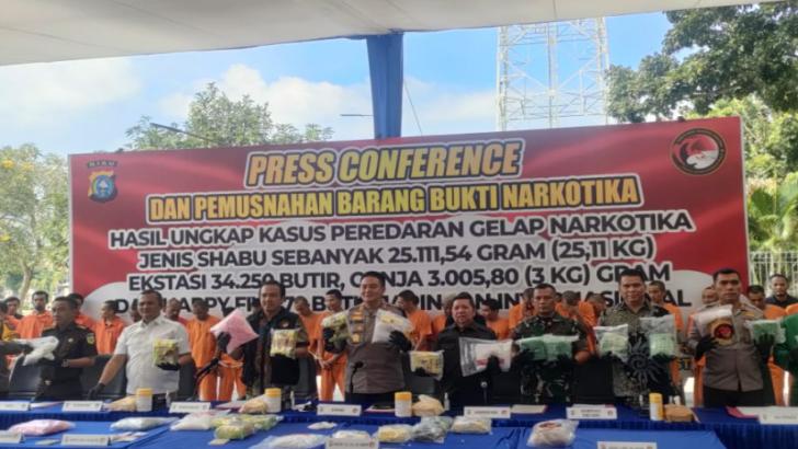 Polda Riau Pamerkan 4 Jenis Narkoba Sebelum Dimusnahkan, Sindikat Internasional