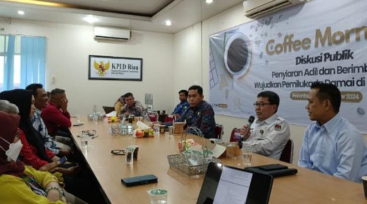 KPID Riau Menggelar Diskusi Publik Menjelang Tahapan Kampanye Pilkada