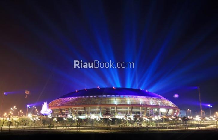 Polemik Stadion Utama Riau, Perawatannya Terkendala