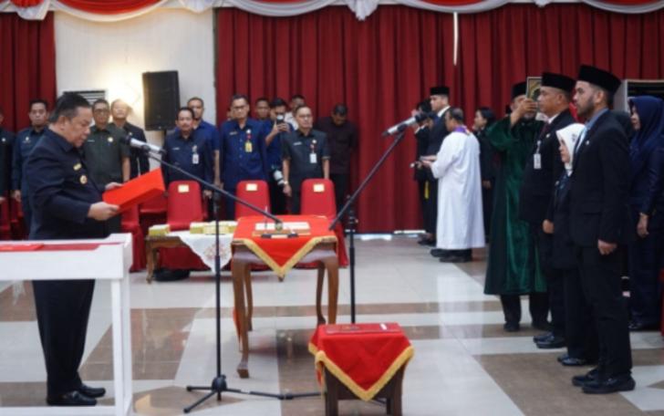 Daftar Lengkap 77 Kepala Sekolah di Riau yang Dilantik Plt Gubri