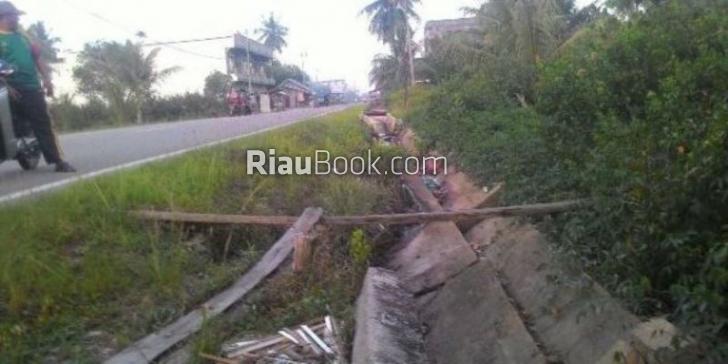 Turap di Meranti Runtuh, Begini Dampaknya