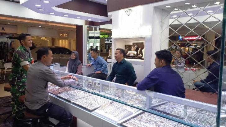 Bangun Kemitraan dengan Masyarakat Sukaramai, Begini Pesan Bhabin