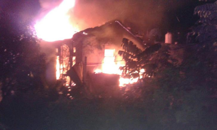 Rumah di Siak Hulu Habis Diamuk Si Jago Merah