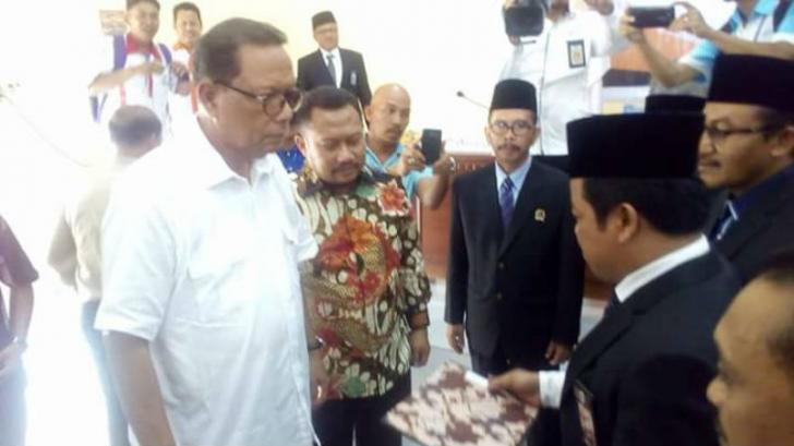 Ditetapkan sebagai Bupati Kampar Terpilih, Azis Janji Rangkul Paslon yang Kalah