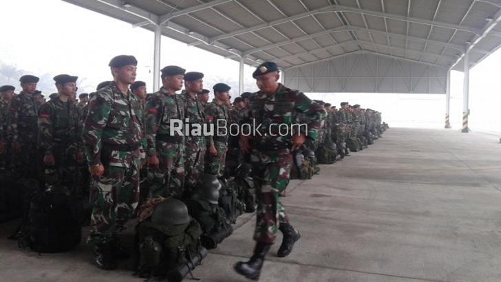 Alamak, Riau Darurat Bencana Asap Dibantu Ribuan Tentara Padamkan Kebakaran