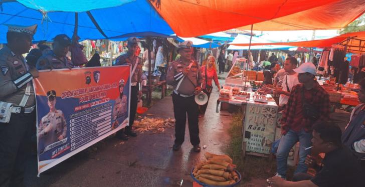 Polsek Bandar Seikijang Berikan Imbauan Keselamatan Berkendara di Lintas Timur