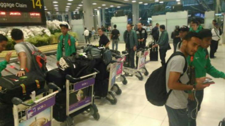Pemain Timnas Indonesia Kelelahan saat Tiba di Bangkok