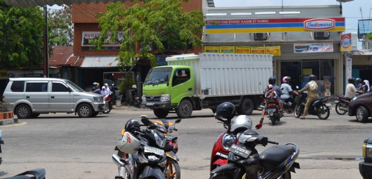 Sering Terjadi Laka Lantas, Warga Minta Tutup U-Turn Sultan Syarif Kasim di Depan Indomaret 27