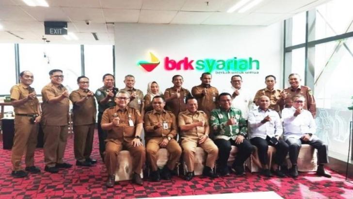 BRK Syariah MoU dengan Pemkab Rohil Terkait Layanan ASN