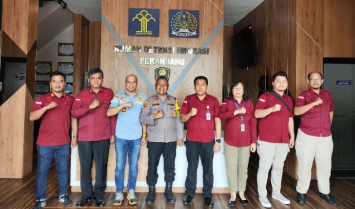 Kolaborasi Ciptakan Kamtibmas, Kapolsek Bukit Raya Kunjungan ke Rudenim Pekanbaru
